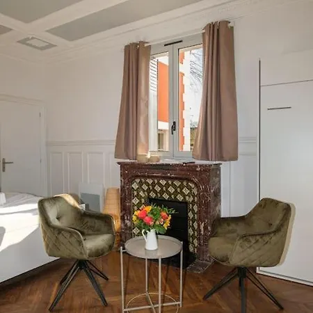 Апартаменты Forestiere Le Chene Quincy-Voisins